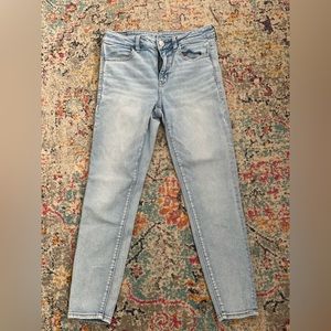 Size 8 short, next level stretch, light wash